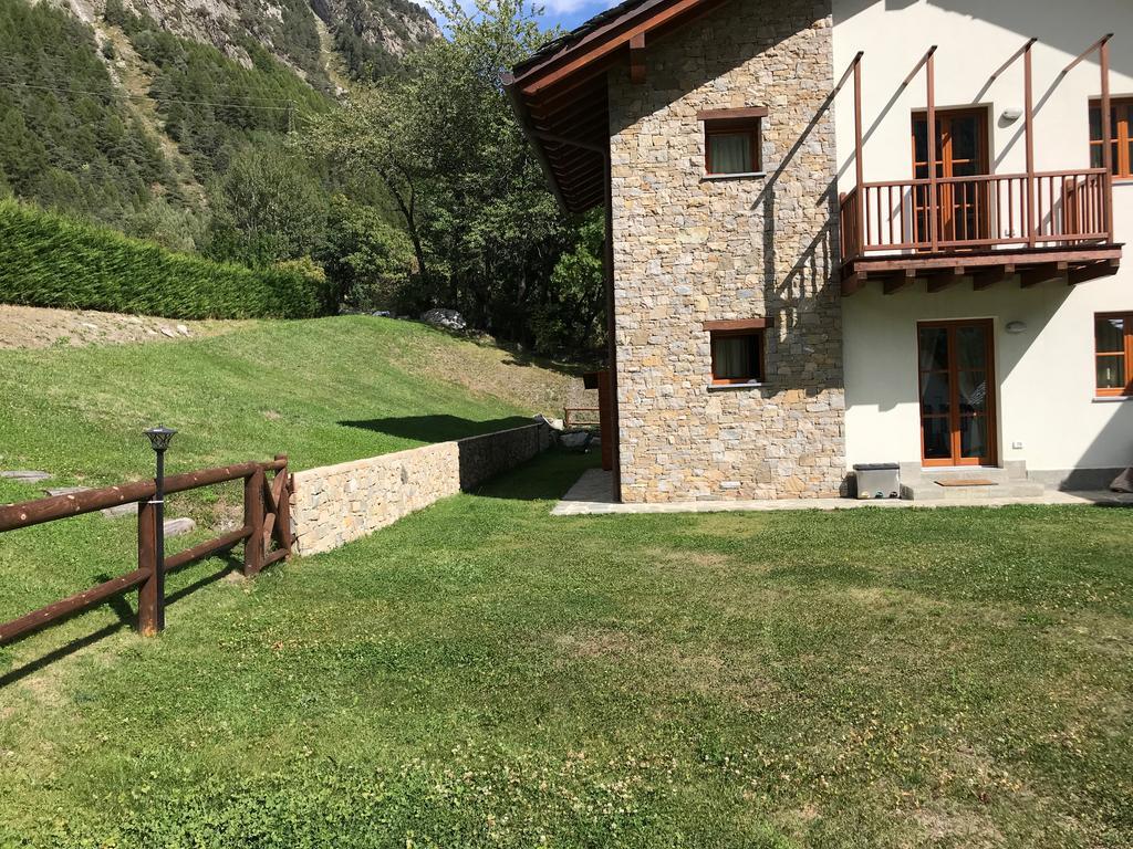 Villaggio Delle Alpi Пре-Сен-Дидье Экстерьер фото